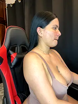 carol cruz133 online show from September 26, 2025, 11:22 pm