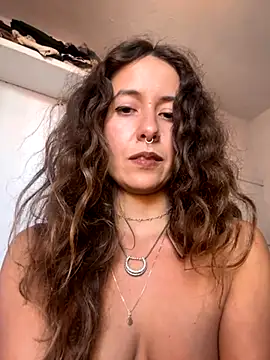 Griegadelfuego online show from November 23, 2025, 9:47 pm