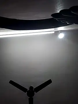 Tamil-Meenu12 online show from October 29, 2025, 5:28 am