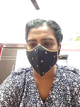 Tamil-Meenu12 online show from April 20, 2026, 5:43 am