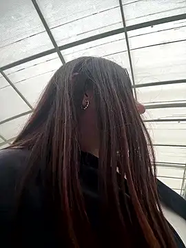 Katie rawwww online show from November 28, 2025, 1:44 pm