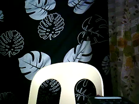 yuana25 online show from October 16, 2025, 8:33 am