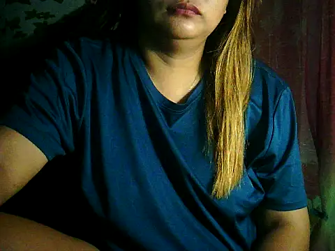 yuana25 online show from April 7, 2026, 4:20 pm