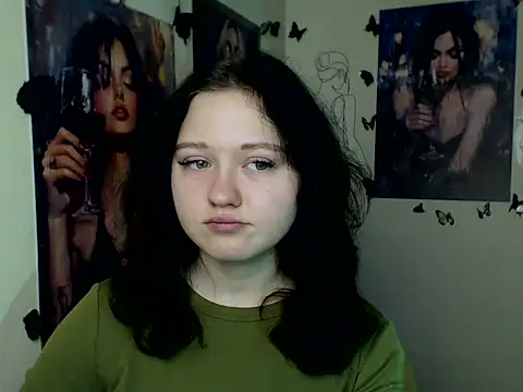 LadyAlice  online show from December 5, 2025, 7:29 am