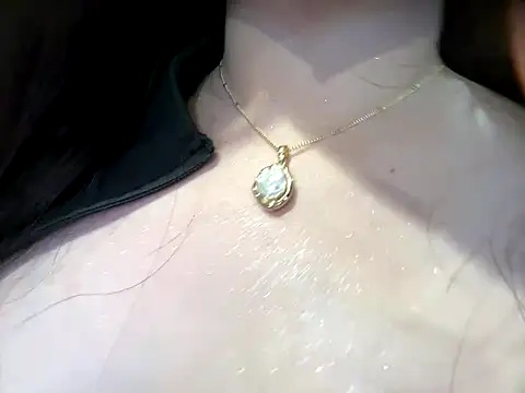 Snapshot of Joan1331_ chatting on September 14, 2025, 8:48 am Joan1331 online show from September 14, 2025, 8:48 am