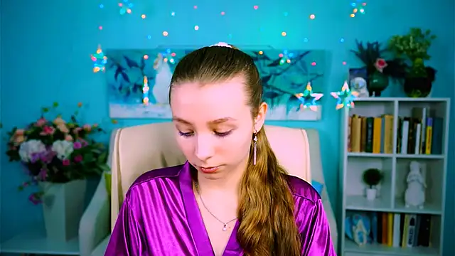 Snapshot of JulieDaniel chatting on October 17, 2025, 4:27 am JulieDaniel online show from October 17, 2025, 4:27 am