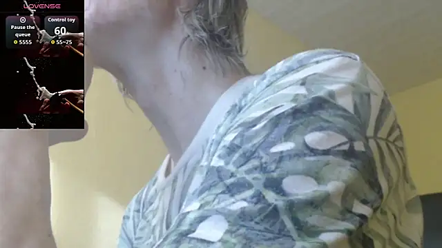 k74robert online show from November 16, 2025, 9:58 am