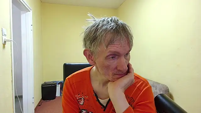 Snapshot of k74robert chatting on February 27, 2026, 10:15 am k74robert online show from February 27, 2026, 10:15 am