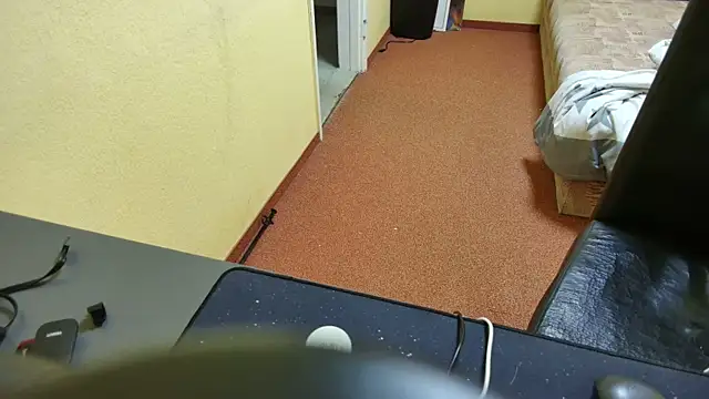 Snapshot of k74robert chatting on February 13, 2026, 3:01 pm k74robert online show from February 13, 2026, 3:01 pm