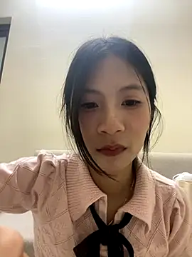 Lil-Gi online show from September 19, 2025, 4:44 pm