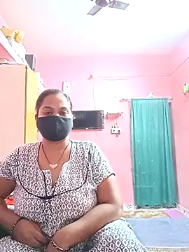 biggbobbsgirl online show from November 18, 2025, 6:22 pm