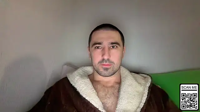 Hard to Obey online show from December 4, 2025, 8:52 pm