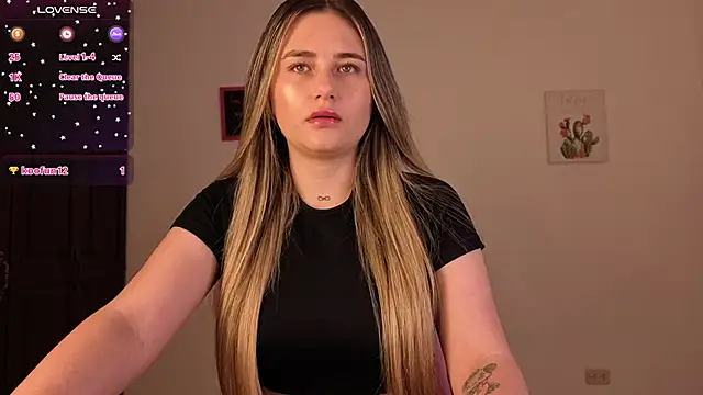 Snapshot of Veronika__Winslow_ chatting on October 5, 2025, 8:16 am Veronika Winslow online show from October 5, 2025, 8:16 am