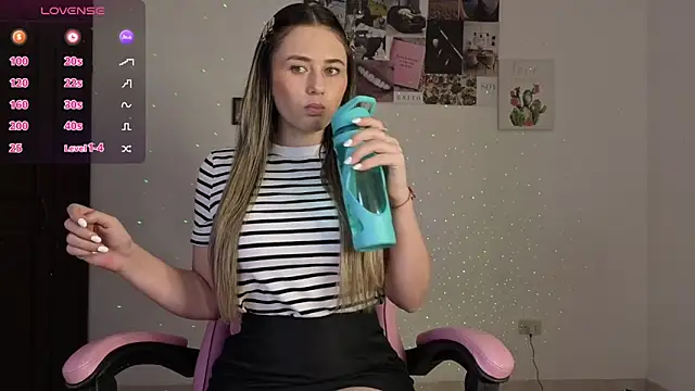 Veronika  Winslow  online show from February 11, 2026, 7:41 am