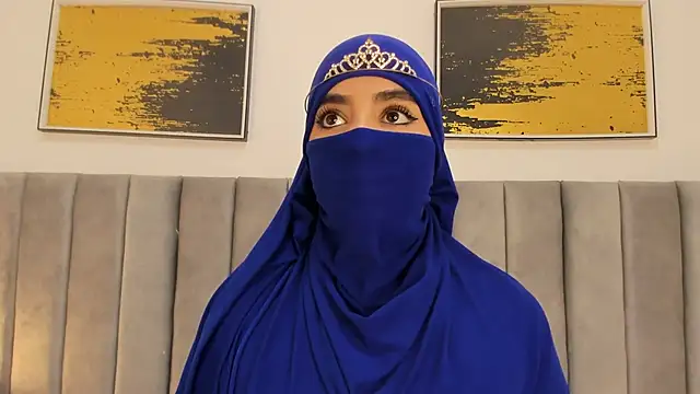 nayiraa  online show from February 10, 2026, 6:40 pm