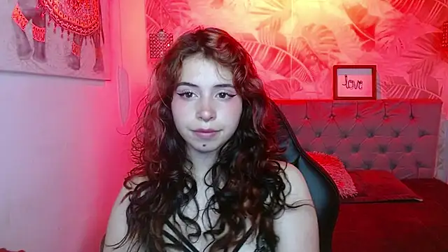 Snapshot of Lily_tk chatting on October 7, 2025, 3:18 am Lily tk online show from October 7, 2025, 3:18 am