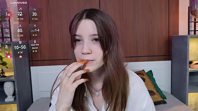 Alison kisss online show from August 5, 2026, 4:34 pm
