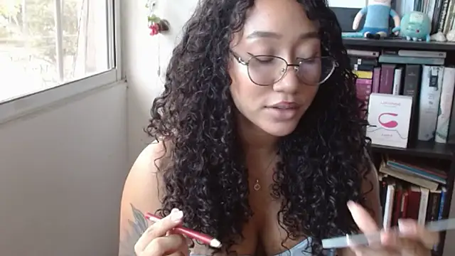 Snapshot of clitia_xx chatting on January 15, 2026, 3:15 pm clitia xx online show from January 15, 2026, 3:15 pm