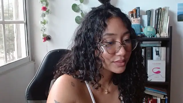 Snapshot of clitia_xx chatting on January 8, 2026, 5:19 pm clitia xx online show from January 8, 2026, 5:19 pm