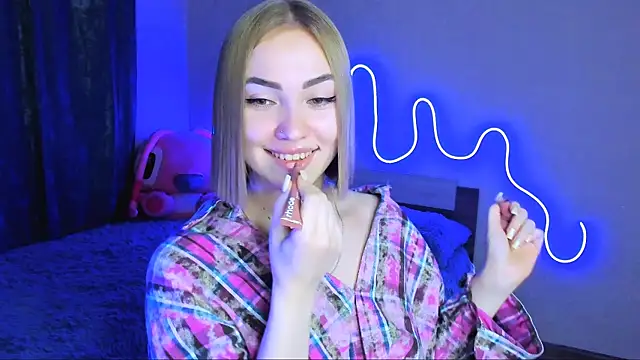 Snapshot of LaraKrein_lk chatting on October 9, 2025, 4:18 pm LaraKrein lk online show from October 9, 2025, 4:18 pm