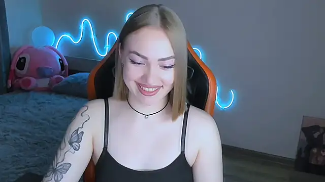 LaraKrein lk online show from February 21, 2026, 12:29 pm