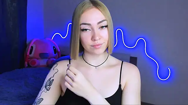 Snapshot of LaraKrein_lk chatting on September 20, 2025, 1:49 pm LaraKrein lk online show from September 20, 2025, 1:49 pm