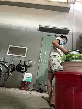 sharon-Hanna online show from September 15, 2025, 2:12 am