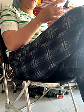 sharon-Hanna online show from October 6, 2025, 2:24 am