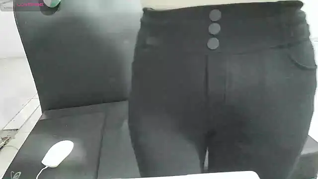 Owe chan online show from October 21, 2025, 11:37 pm