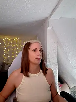 SexyJulia21 online show from March 17, 2025, 9:44 am