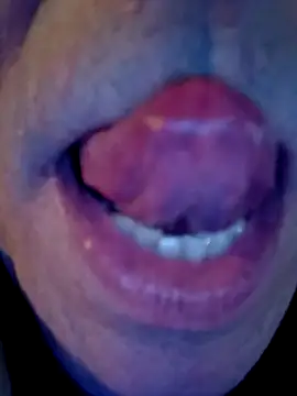 69dagosto online show from November 5, 2025, 10:02 pm