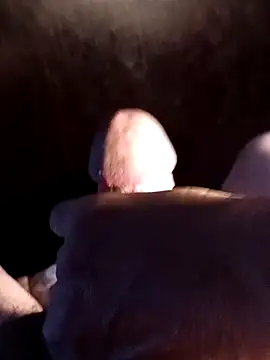 69dagosto online show from October 22, 2025, 8:25 am