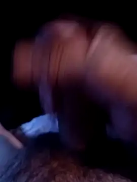 69dagosto online show from October 14, 2025, 3:12 pm