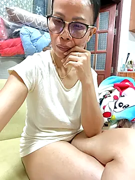 Mama Eva 1 online show from February 11, 2026, 10:09 pm