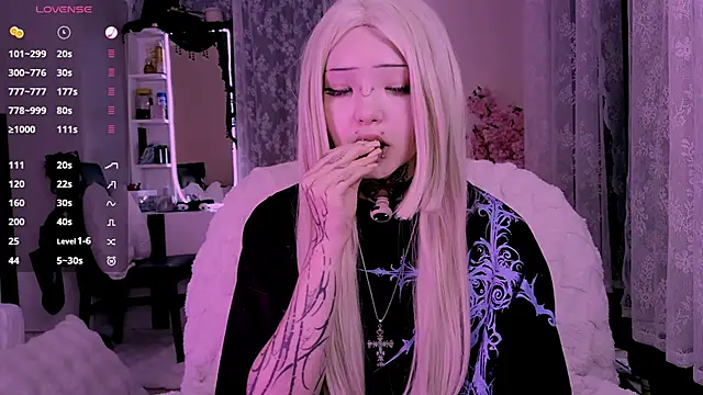 Lein Bone online show from April 9, 2026, 12:12 am