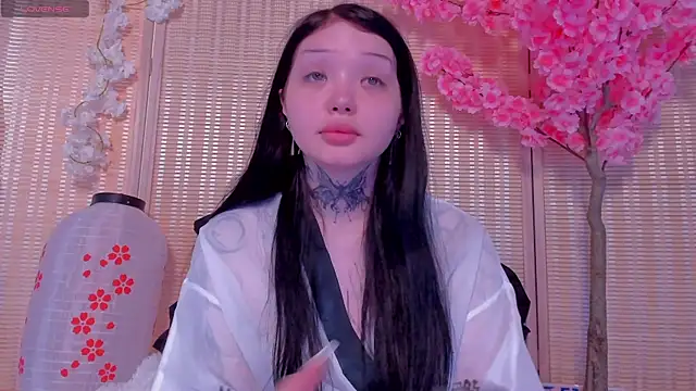 Lein Bone online show from September 11, 2025, 2:11 am