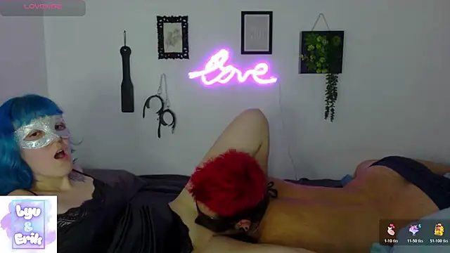 Snapshot of lyv_x_ chatting on November 1, 2025, 10:14 pm lyv x online show from November 1, 2025, 10:14 pm