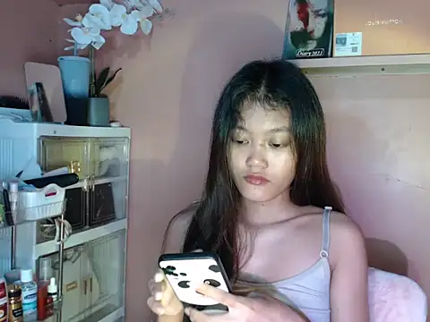 skinny gracie online show from October 1, 2025, 2:10 pm