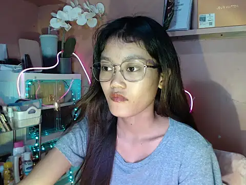 skinny gracie online show from October 22, 2025, 3:11 pm