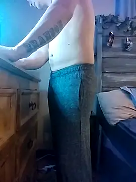 BDWhiteboy69 online show from December 2, 2025, 5:53 am