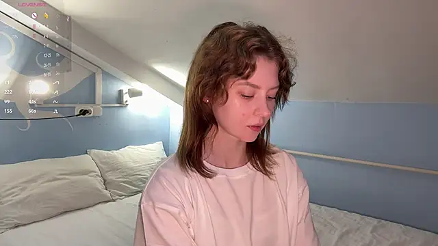 IrisPurrphy online show from September 20, 2025, 3:17 pm