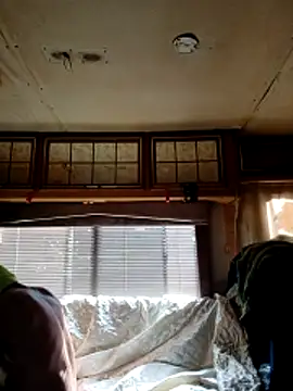 ShawnandDani7074 online show from April 11, 2026, 1:59 pm