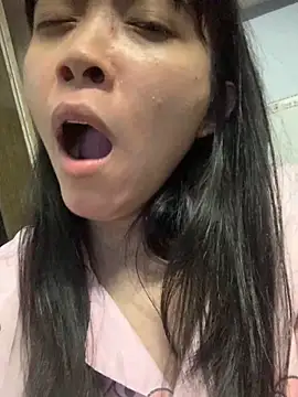 Minee1202 online show from September 8, 2025, 4:06 pm