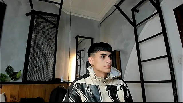 Dani mc1 online show from September 30, 2025, 11:27 am