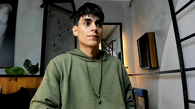 Dani mc1 online show from September 24, 2025, 11:06 am