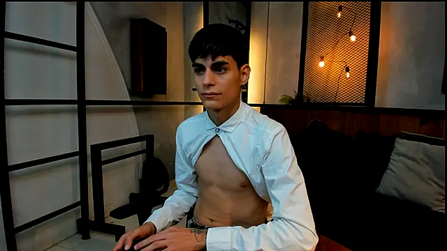 Dani mc1 online show from November 25, 2025, 11:21 am