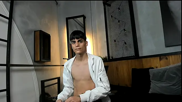 Dani mc1 online show from December 1, 2025, 11:33 am