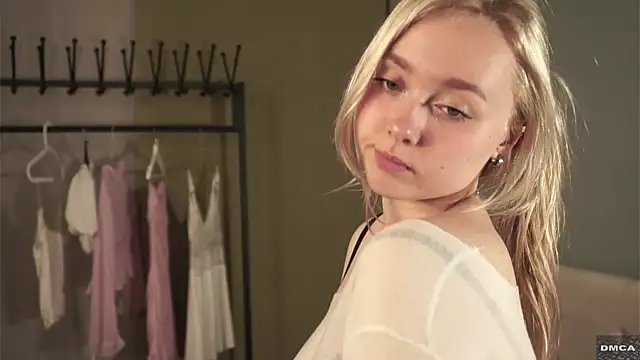 AccaCroyle online show from September 22, 2025, 7:42 pm