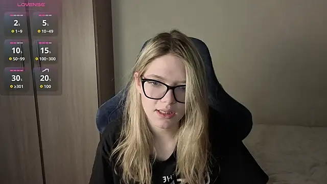 KatanaSVibe online show from December 5, 2025, 3:10 pm