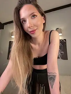 Snapshot of LINA_ALL_EYES_ON_YOU chatting on March 4, 2026, 4:04 pm LINA ALL EYES ON YOU online show from March 4, 2026, 4:04 pm